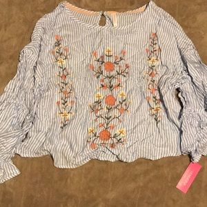 Crop top blue with flowers